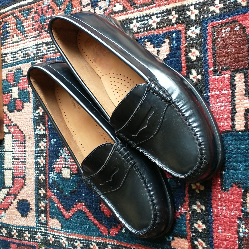 G.H. Bass and Co. Weejuns Black women's leather